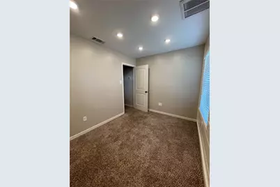 2917 Roxboro Road, Euless, TX 76039 - Photo 18