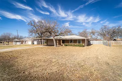 706 Tanglewood Drive, Clyde, TX 79510 - Photo 1