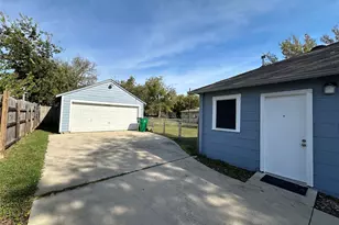 5801 Ellison Ave, Haltom City, TX 76117 - Photo 4