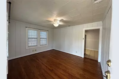 5801 Ellison Avenue, Haltom City, TX 76117 - Photo 8