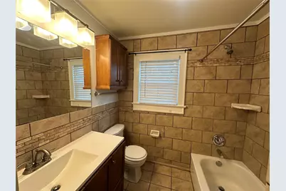 5801 Ellison Avenue, Haltom City, TX 76117 - Photo 12