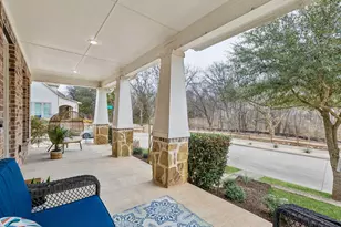 900 Hermitage Ln, McKinney, TX 75069 - Photo 2