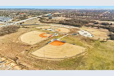 9013 Trail Blazer Drive, Fort Worth, TX 76131 - Photo 30