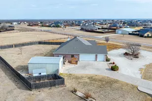 202 Peach Blossom Dr, Abilene, TX 79602 - Photo 4