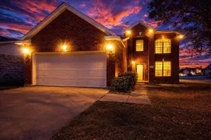 801 Gillon Dr, Arlington, TX 76001 - Photo 1