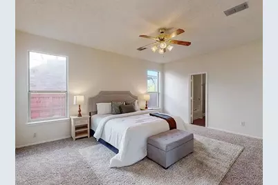 801 Gillon Drive, Arlington, TX 76001 - Photo 14