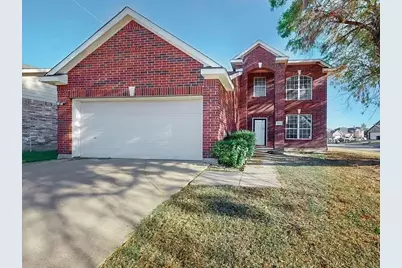 801 Gillon Drive, Arlington, TX 76001 - Photo 2
