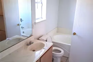 8194 Waterside Trail, Fort Worth, TX 76137 - Photo 12