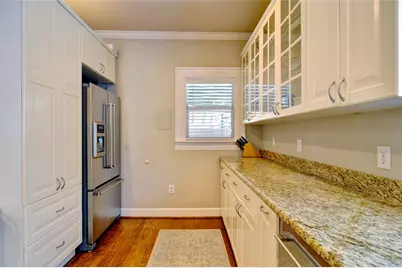 3915 W 6th Street, Fort Worth, TX 76107 - Photo 14