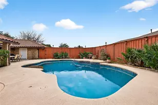 15415 Leavalley Dr, Dallas, TX 75248 - Photo 32