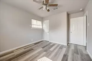 1902 Alan-A-Dale Rd, Arlington, TX 76013 - Photo 16