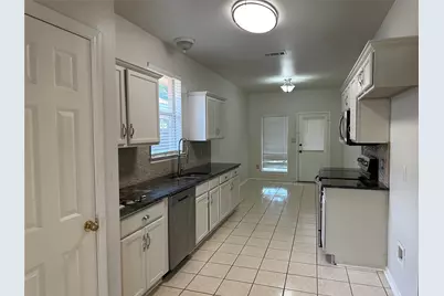 317 Texas Drive, Lake Dallas, TX 75065 - Photo 4