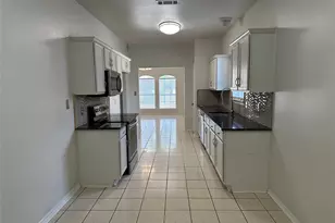 317 Texas Dr, Lake Dallas, TX 75065 - Photo 6