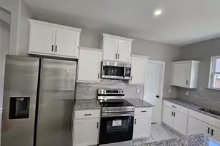 202 E 1st N St, Kaufman, TX 75142 - Photo 6