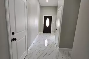 202 E 1st N St, Kaufman, TX 75142 - Photo 10