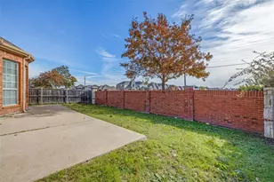 2771 Waterway Dr, Grand Prairie, TX 75054 - Photo 22