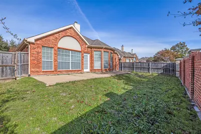 2771 Waterway Drive, Grand Prairie, TX 75054 - Photo 24