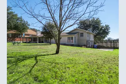 5819 Mount Rockwood Circle, Waco, TX 76710 - Photo 32