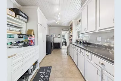 516 E 6th Street, Irving, TX 75060 - Photo 16