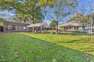 516 E 6th St, Irving, TX 75060 - Photo 38