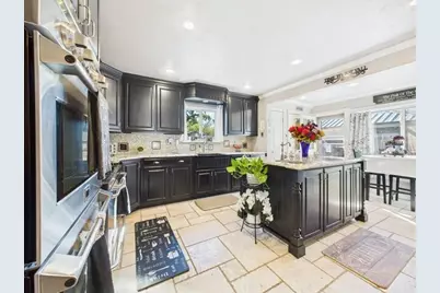 516 E 6th Street, Irving, TX 75060 - Photo 12