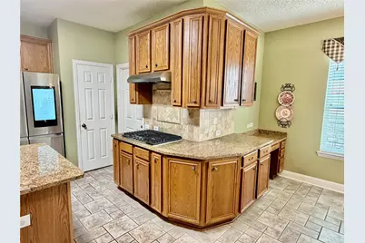 1320 Westmont Drive, McKinney, TX 75072 - Photo 10