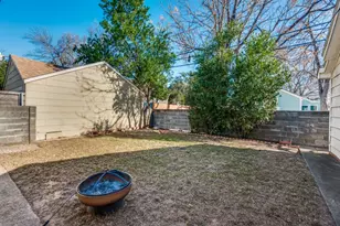 1122 Bonnie Brae Ave, Fort Worth, TX 76111 - Photo 22