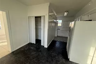 2518 McLemore Ave, Fort Worth, TX 76111 - Photo 4