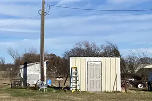 501 Billings Rd, Tolar, TX 76476 - Photo 8