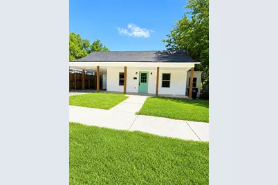 811 W Day Street, Denison, TX 75020 - Photo 2