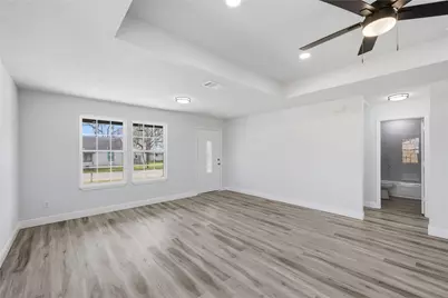 211 Moss Avenue, Hearne, TX 77859 - Photo 6