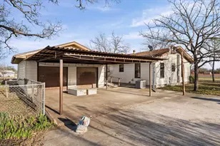 1127 Leroy Pkwy, Elm Mott, TX 76640 - Photo 8