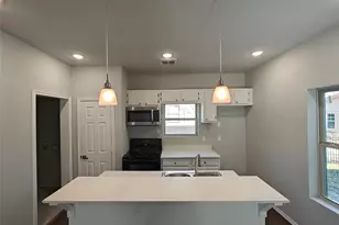 914 N Rockwall Ave, Terrell, TX 75160 - Photo 8