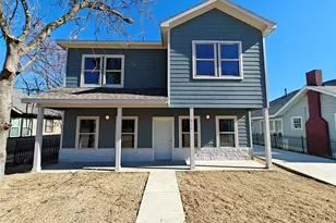 914 N Rockwall Ave, Terrell, TX 75160 - Photo 1