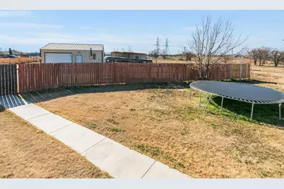 2366 County Road 1370, Alvord, TX 76225 - Photo 32