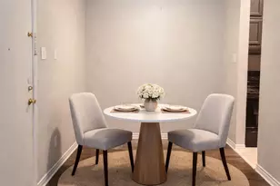 5620 Live Oak St, Dallas, TX 75206 - Photo 2