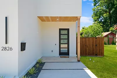 2828 Rochester Street, Dallas, TX 75215 - Photo 2