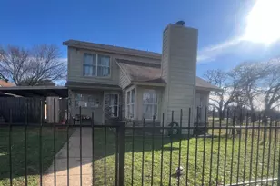 10636 Wessex Dr, Dallas, TX 75217 - Photo 1