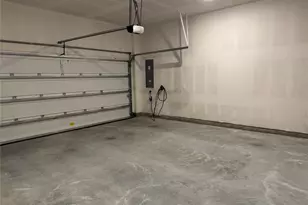 7039 Granbury Ln, Grand Prairie, TX 75054 - Photo 20