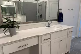 7039 Granbury Ln, Grand Prairie, TX 75054 - Photo 14