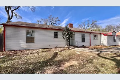 2522 N Hughes Avenue, Fort Worth, TX 76103 - Photo 2