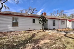2522 N Hughes Ave, Fort Worth, TX 76103 - Photo 2