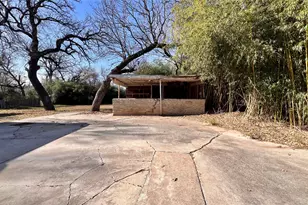 2522 N Hughes Ave, Fort Worth, TX 76103 - Photo 28