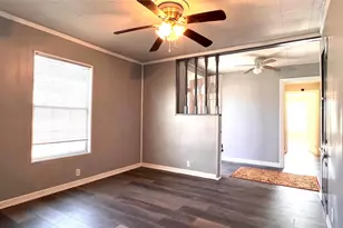 2522 N Hughes Ave, Fort Worth, TX 76103 - Photo 4