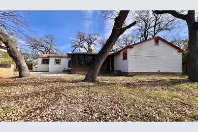 2522 N Hughes Avenue, Fort Worth, TX 76103 - Photo 24