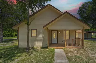 211 7th St, Cooper, TX 75432 - Photo 1