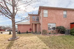 2044 Talon Dr, Lewisville, TX 75077 - Photo 4