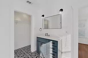 2511 Lipscomb St, Fort Worth, TX 76110 - Photo 24