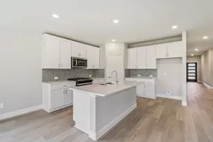 2219 Rannoch St, Sherman, TX 75092 - Photo 4