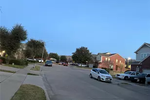 4353 Annesley Ln, Irving, TX 75062 - Photo 12